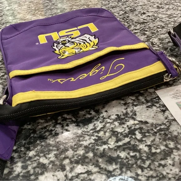 🟣 NWT - LSU Tigers - Women’s Crossbody Purse - Beautiful - Functional - Fans - Picture 5 of 16